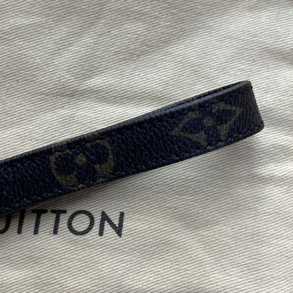 14 Louis Vuitton Monogram Canvas Key Wristlet Strap Attachment - Picture 4 of 10